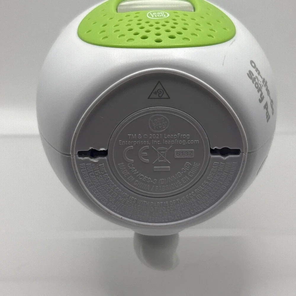 Leap Frog On-the-Go Story Pal LeapFrog Storyteller Lullabies Songs Poems W/Cable